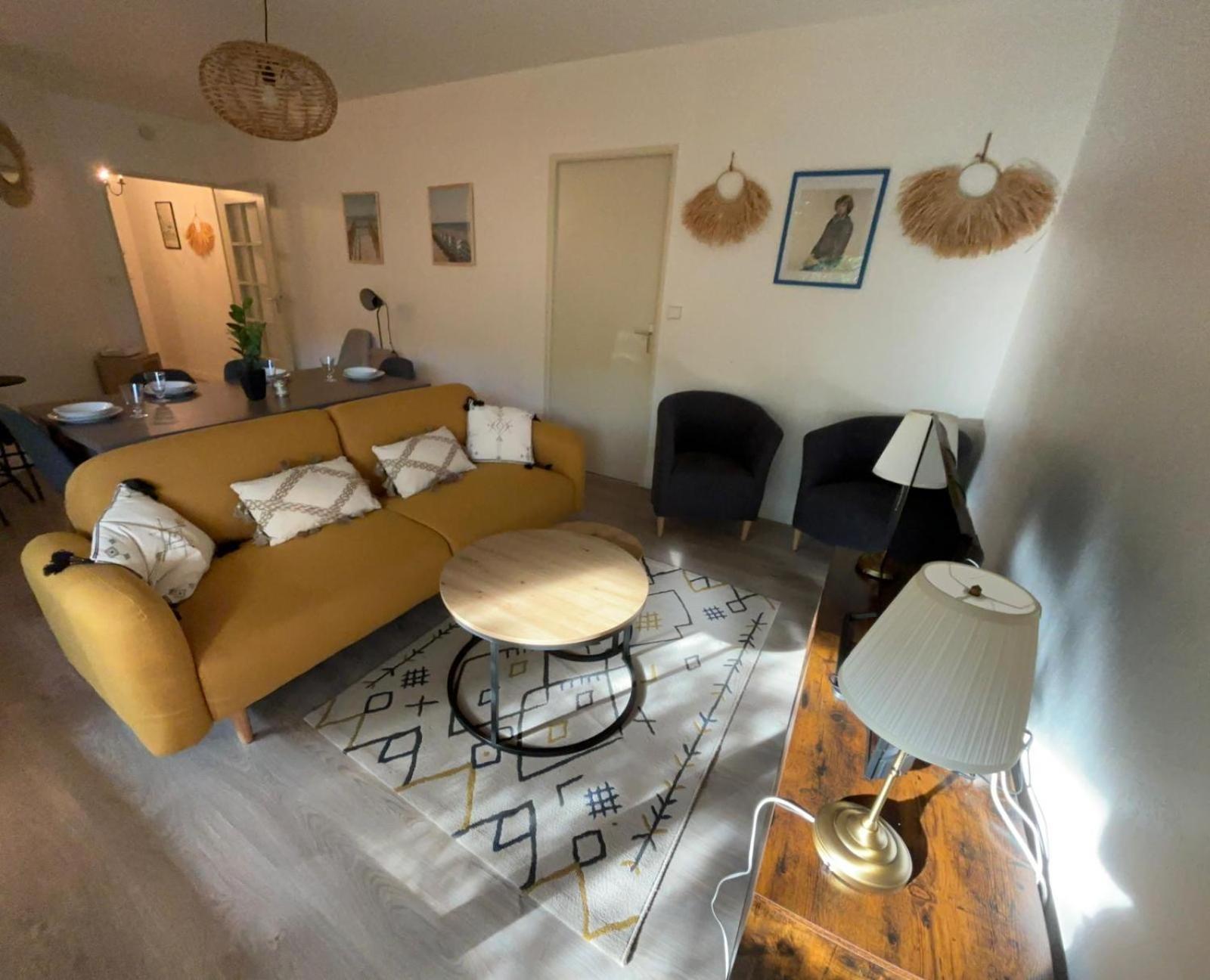 Appartement En Centre Ville Avec Cour Face Au Parc Pasteur Orléans Exterior foto